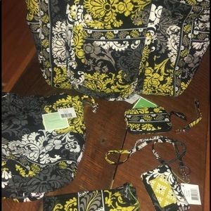 NWT VERA BRADLEY SET IN BAROQUE PATTERN.